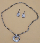 VINTAGE 1995 DESIGNER INSPIRED CHANEL STYLE HEART NECKLACE & EARRINGS SET 