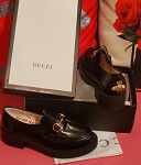 Shoes bee leather 