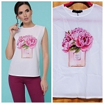 WHITE SUMMER FASHION WOMEN TOP WITH FLOWERS IN BOTTLE  C H A N E L