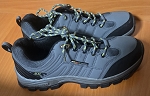 GRAY MEN'S SNICKERS ***
