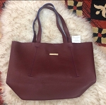 Burgundy Oscar De La Renta 47 Bag Tote New with tag